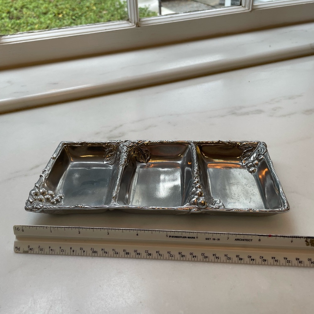 Arthur Court Grapes 3-Section Aluminum Relish Tray
